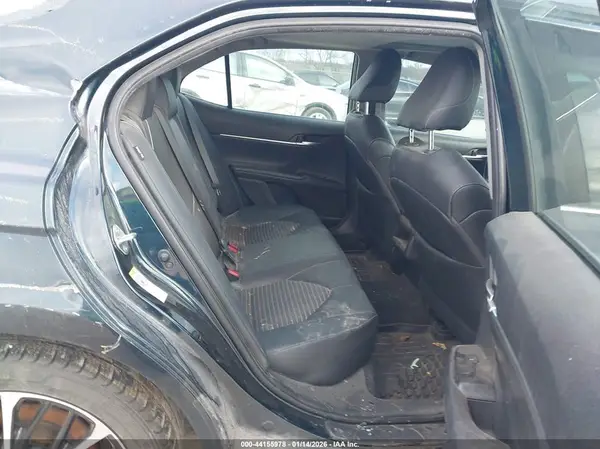 4T1B11HK6JU638129 2018 TOYOTA CAMRY - Image 8