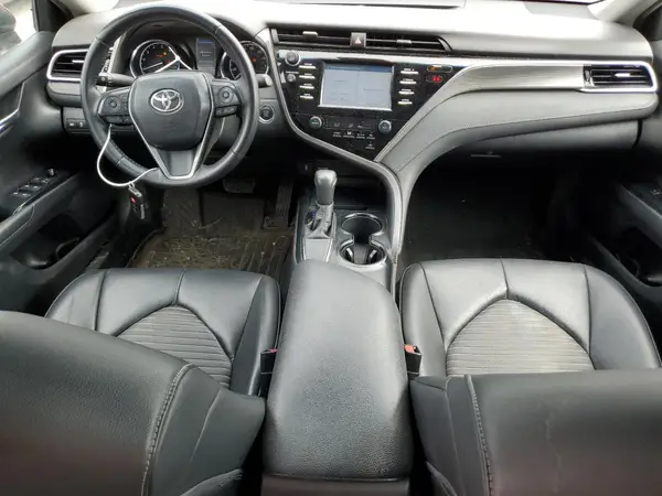 4T1B11HK6JU638552 2018 TOYOTA CAMRY - Image 8