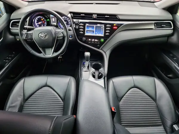 4T1B11HK6JU641175 2018 TOYOTA CAMRY - Image 8