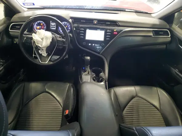 4T1B11HK6JU641323 2018 TOYOTA CAMRY - Image 8