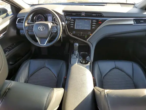 4T1B11HK6JU648000 2018 TOYOTA CAMRY - Image 8