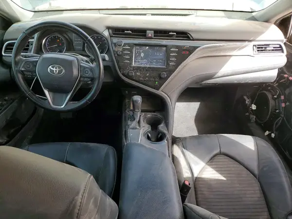 4T1B11HK6JU648885 2018 TOYOTA CAMRY - Image 8