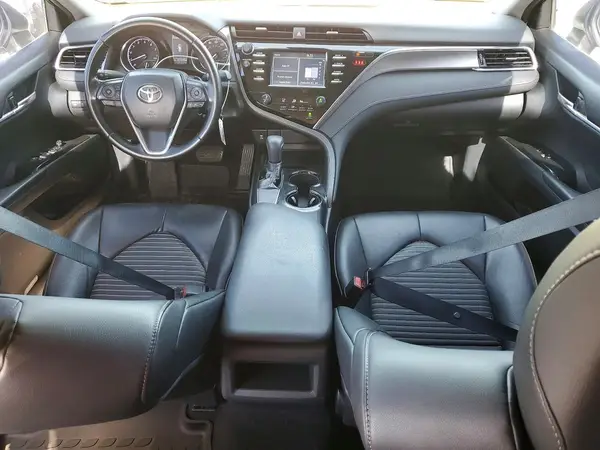 4T1B11HK6JU649468 2018 TOYOTA CAMRY - Image 8