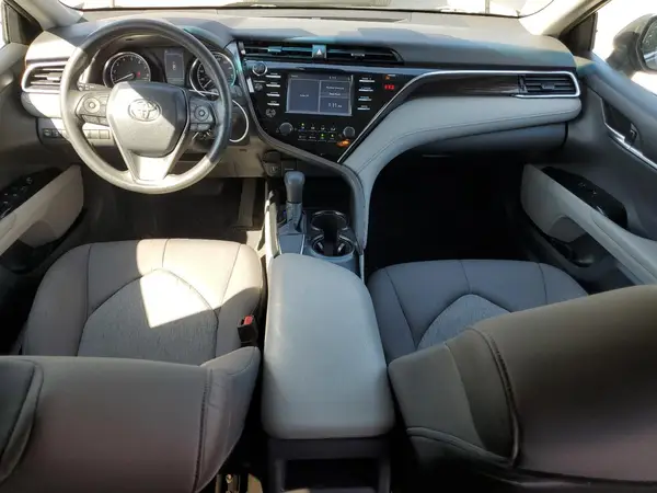 4T1B11HK6JU657182 2018 TOYOTA CAMRY - Image 8