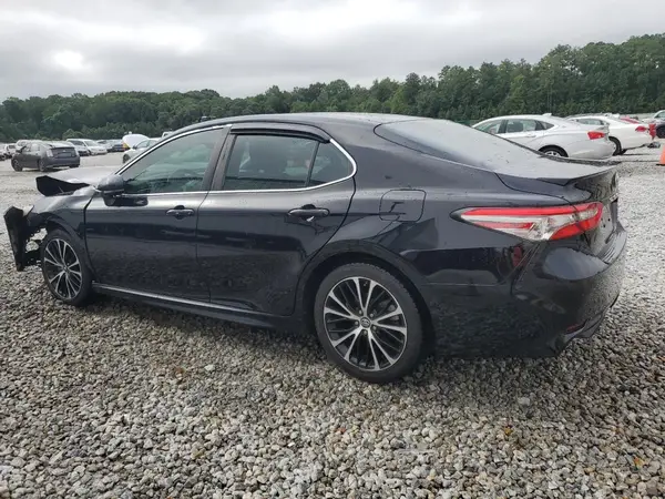 4T1B11HK6JU658042 2018 TOYOTA CAMRY - Image 2