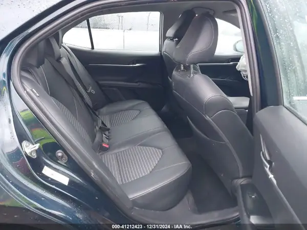 4T1B11HK6JU660356 2018 TOYOTA CAMRY - Image 8
