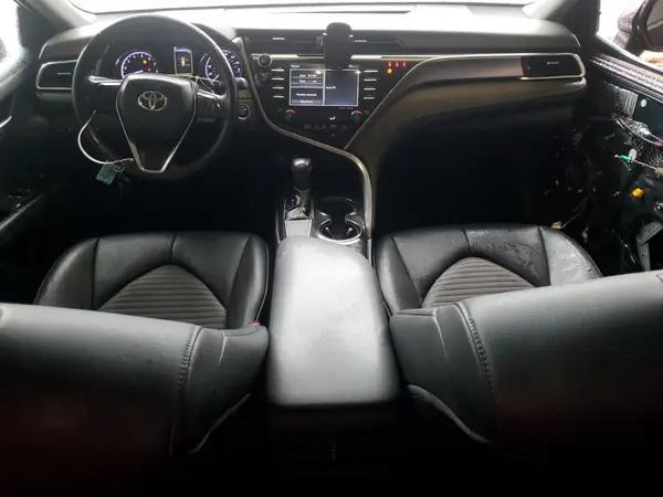 4T1B11HK6JU661569 2018 TOYOTA CAMRY - Image 8