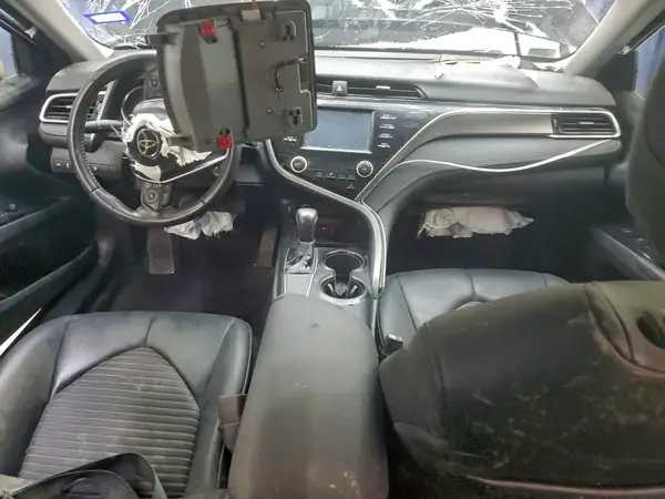 4T1B11HK6JU661572 2018 TOYOTA CAMRY - Image 8