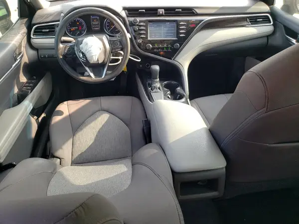 4T1B11HK6JU663676 2018 TOYOTA CAMRY - Image 8