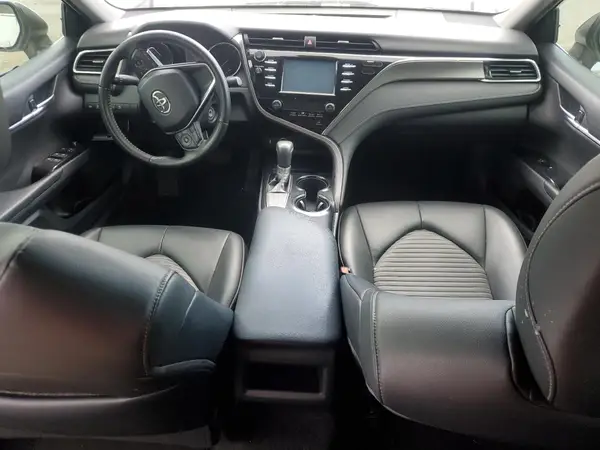 4T1B11HK6JU666724 2018 TOYOTA CAMRY - Image 8