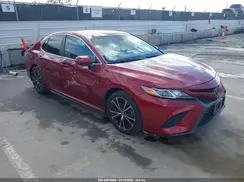 4T1B11HK6JU669977 2018 TOYOTA CAMRY