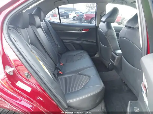 4T1B11HK6JU669977 2018 TOYOTA CAMRY - Image 8