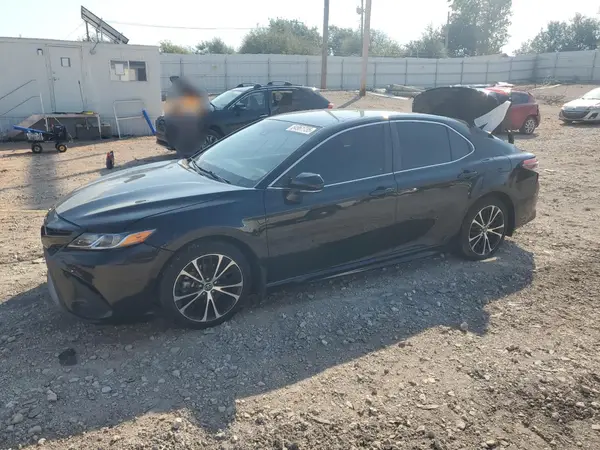 4T1B11HK6JU671471 2018 TOYOTA CAMRY - Image 1