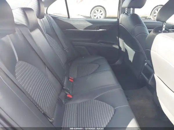 4T1B11HK6JU676900 2018 TOYOTA CAMRY - Image 8
