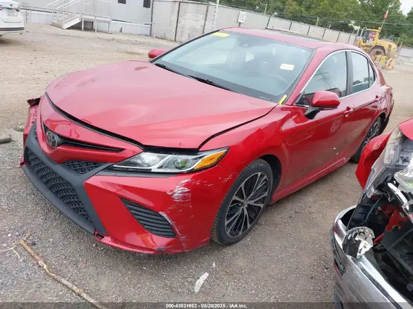 4T1B11HK6KU162403 2019 TOYOTA CAMRY - Image 2