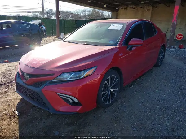 4T1B11HK6KU164071 2019 TOYOTA CAMRY - Image 2