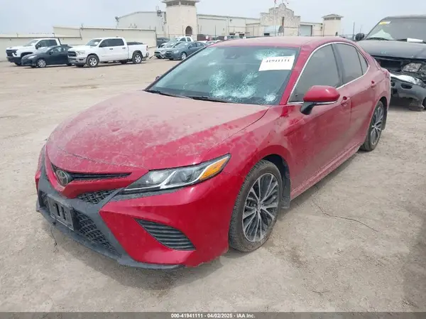 4T1B11HK6KU169187 2019 TOYOTA CAMRY - Image 2