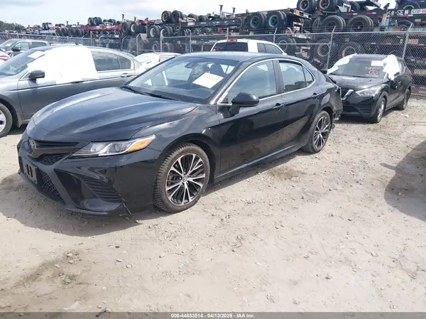 4T1B11HK6KU169206 2019 TOYOTA CAMRY - Image 2