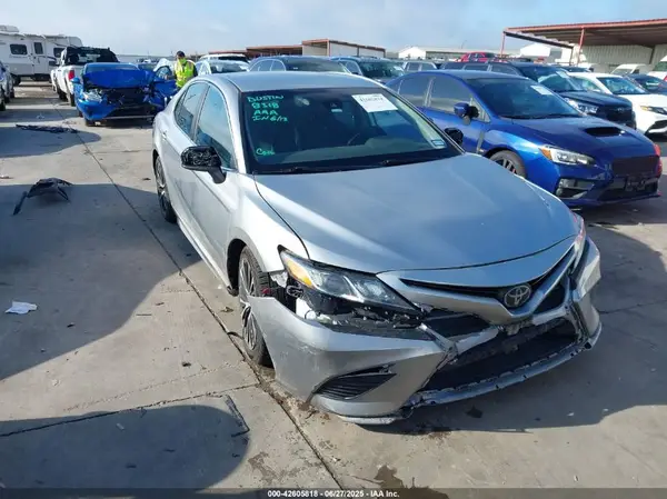 4T1B11HK6KU169478 2019 TOYOTA CAMRY - Image 1