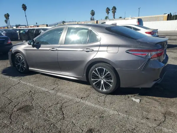 4T1B11HK6KU175376 2019 TOYOTA CAMRY - Image 2
