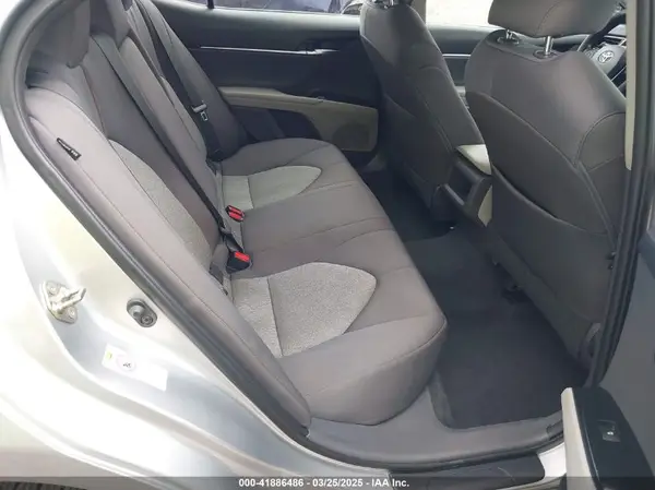4T1B11HK6KU181324 2019 TOYOTA CAMRY - Image 8