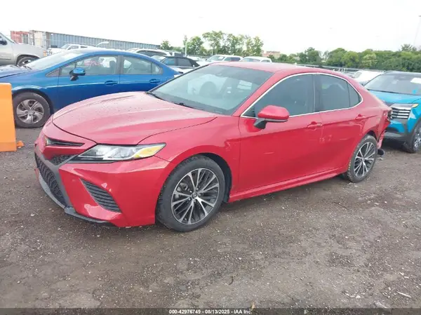 4T1B11HK6KU181405 2019 TOYOTA CAMRY - Image 2