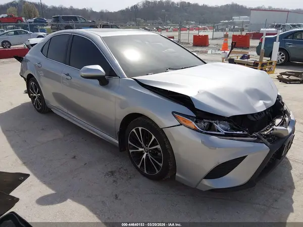 4T1B11HK6KU184935 2019 TOYOTA CAMRY - Image 1