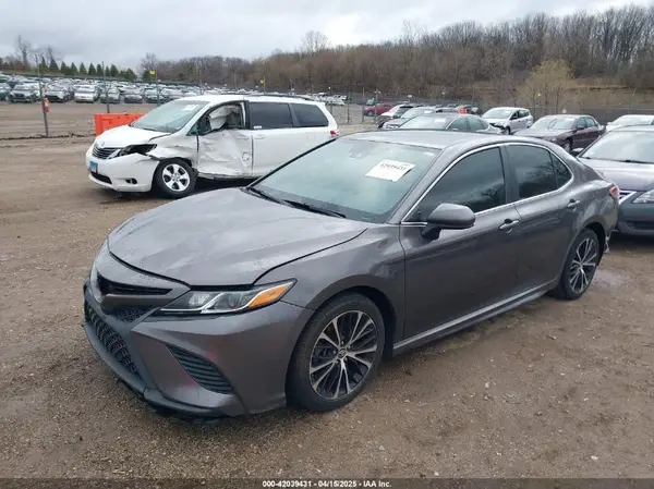 4T1B11HK6KU193067 2019 TOYOTA CAMRY - Image 2