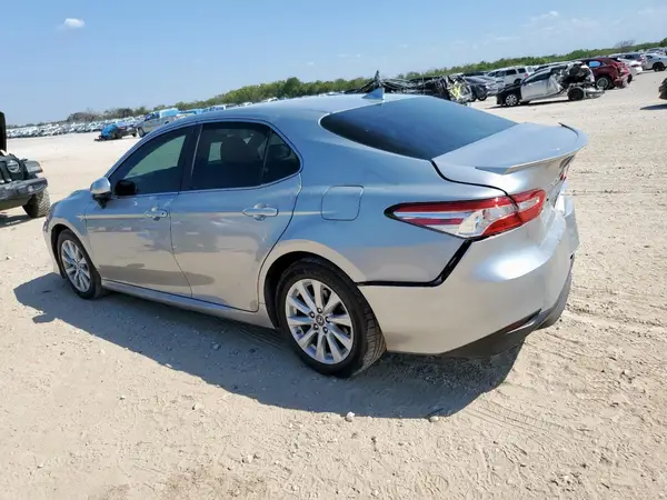 4T1B11HK6KU199967 2019 TOYOTA CAMRY - Image 2