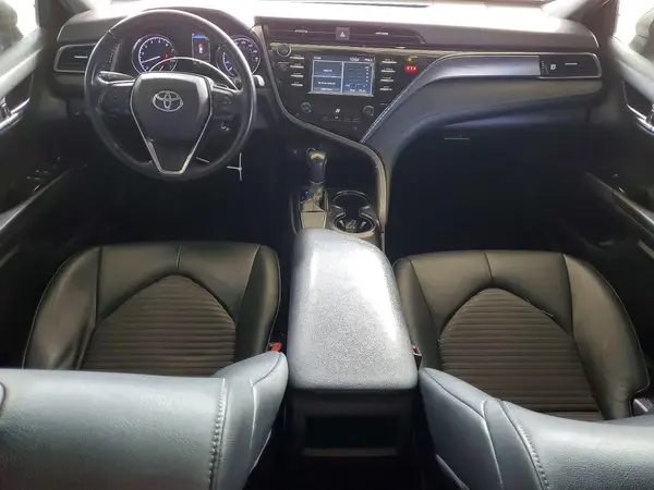 4T1B11HK6KU200647 2019 TOYOTA CAMRY - Image 8