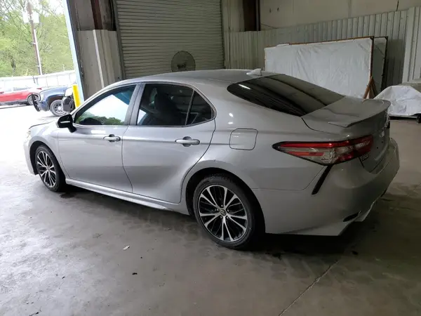 4T1B11HK6KU202768 2019 TOYOTA CAMRY - Image 2