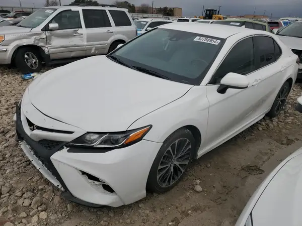 4T1B11HK6KU204116 2019 TOYOTA CAMRY - Image 1