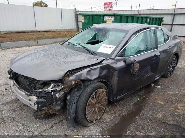 4T1B11HK6KU204908 2019 TOYOTA CAMRY - Image 2