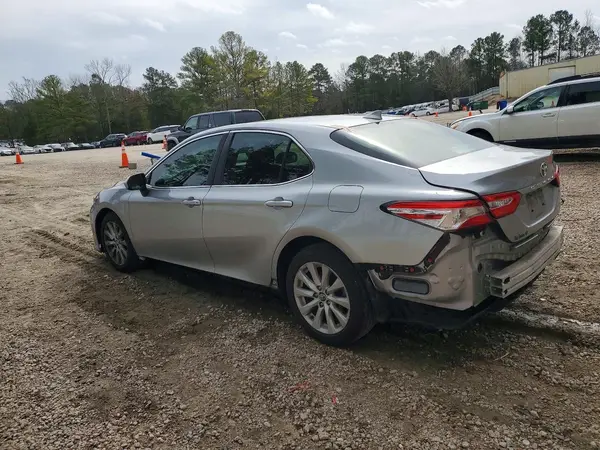 4T1B11HK6KU207811 2019 TOYOTA CAMRY - Image 2