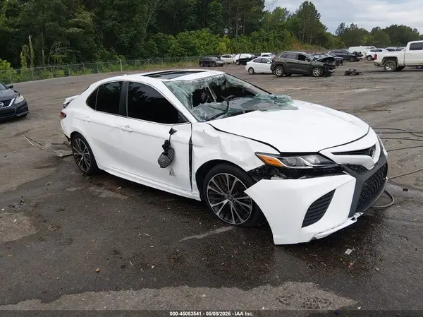 4T1B11HK6KU211745 2019 TOYOTA CAMRY - Image 1