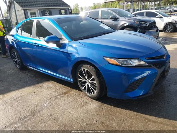 4T1B11HK6KU212085 2019 TOYOTA CAMRY - Image 1
