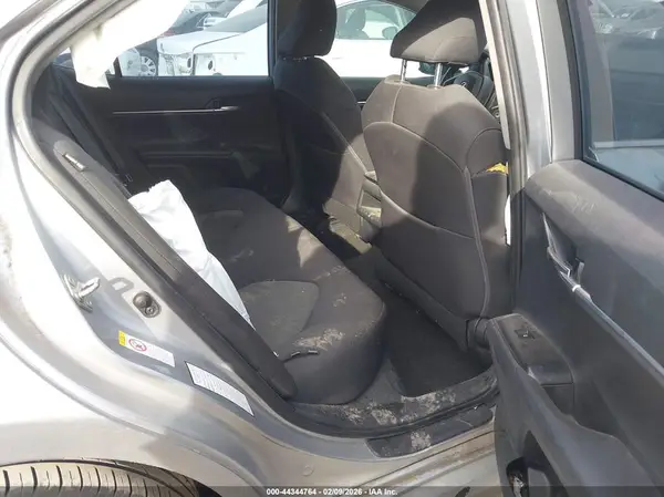 4T1B11HK6KU215648 2019 TOYOTA CAMRY - Image 8