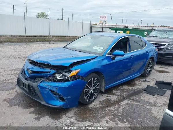 4T1B11HK6KU217769 2019 TOYOTA CAMRY - Image 2