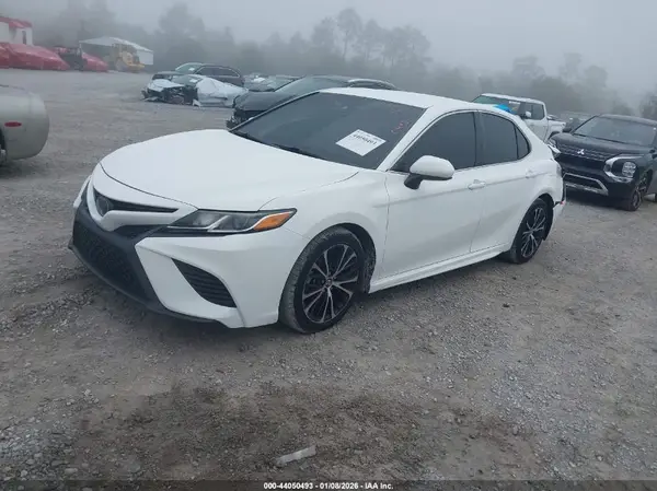 4T1B11HK6KU219246 2019 TOYOTA CAMRY - Image 2
