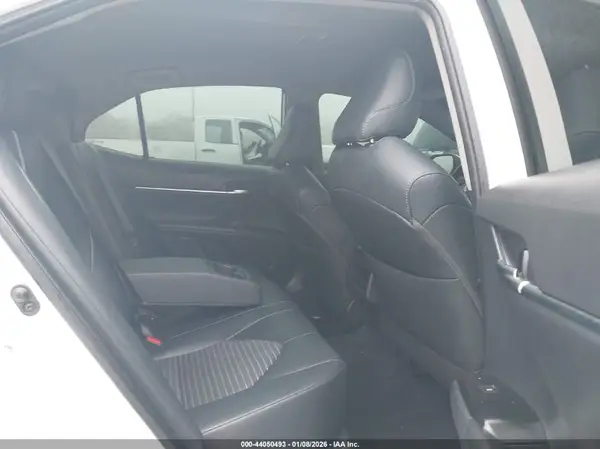4T1B11HK6KU219246 2019 TOYOTA CAMRY - Image 8