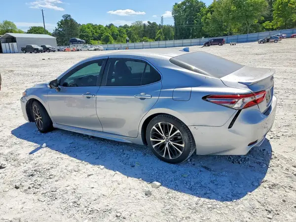 4T1B11HK6KU225743 2019 TOYOTA CAMRY - Image 2