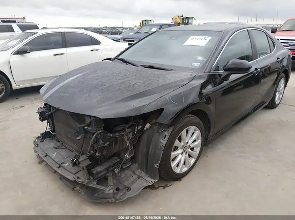 4T1B11HK6KU233213 2019 TOYOTA CAMRY - Image 2