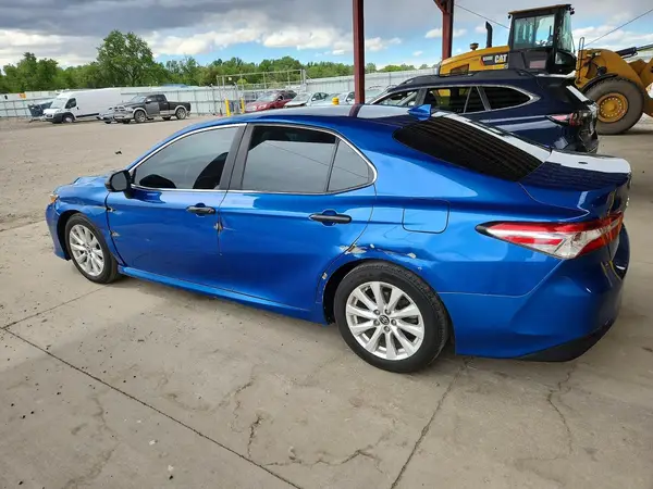 4T1B11HK6KU235852 2019 TOYOTA CAMRY - Image 2