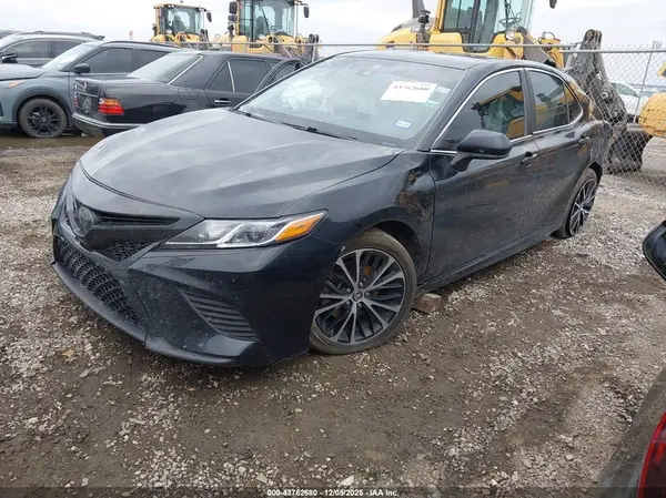 4T1B11HK6KU236788 2019 TOYOTA CAMRY - Image 2