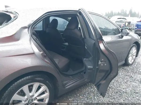 4T1B11HK6KU237780 2019 TOYOTA CAMRY - Image 8