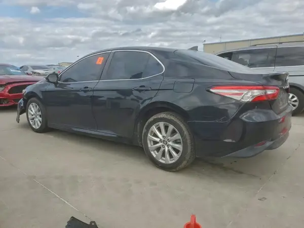 4T1B11HK6KU240114 2019 TOYOTA CAMRY - Image 2
