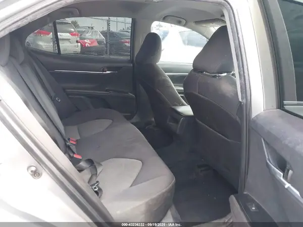 4T1B11HK6KU241599 2019 TOYOTA CAMRY - Image 8