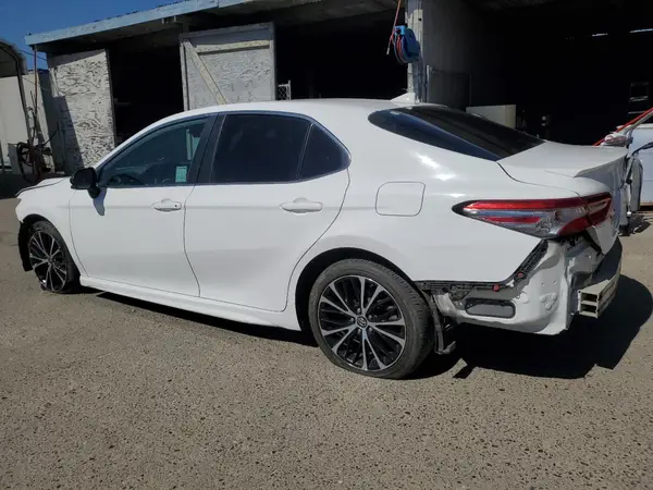 4T1B11HK6KU246804 2019 TOYOTA CAMRY - Image 2