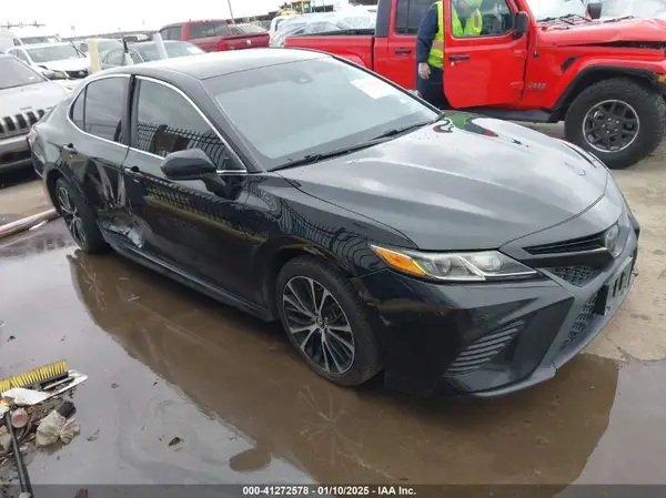 4T1B11HK6KU254885 2019 TOYOTA CAMRY - Image 1