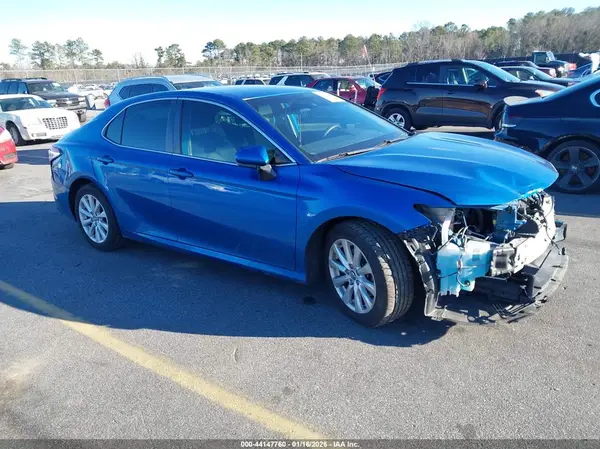 4T1B11HK6KU255325 2019 TOYOTA CAMRY - Image 1